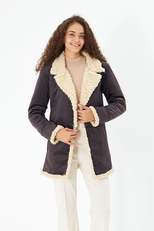 Kadın Kahve İçi Kürklü Tek Düğmeli Nubuk Mont