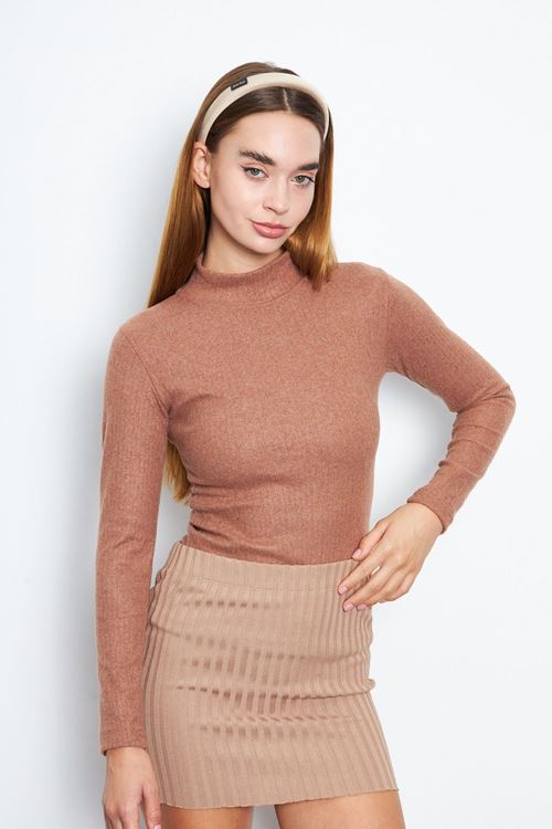 Kadın Yarım Balıkçı Kışlık Yaka Uzun Kollu Slim Bluz