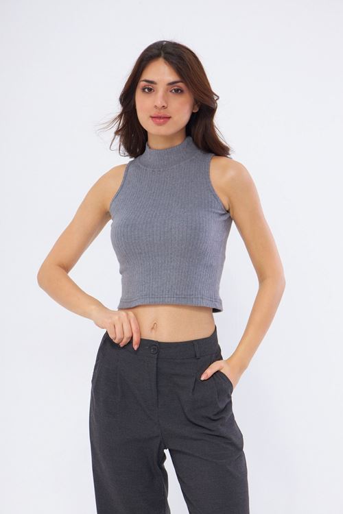 Kadın Antrasit Yarım Balıkçı Yaka Kolsuz Fitilli Atlet Bluz