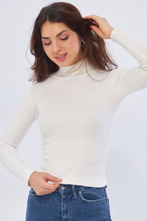 Kadın Beyaz Balıkçı Yaka Uzun Kollu Slim Body