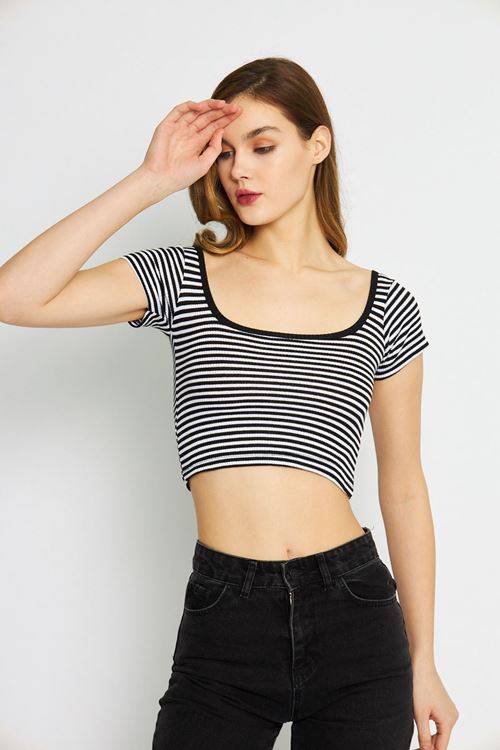 Kadın Siyah Kaşkorse Çizgili Kare Yaka Crop Bluz