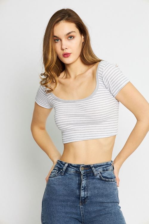 Kadın Gri Kaşkorse Çizgili Kare Yaka Crop Bluz